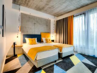 Hotel Lwowska 1