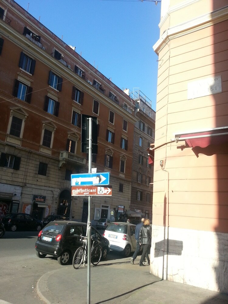 Apartamento Notti Al Vaticano Deluxe St.peter's Accommodation