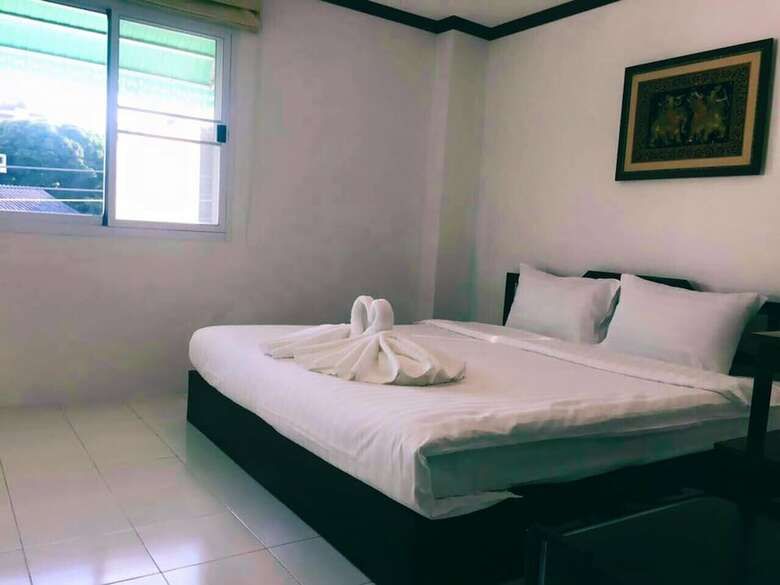 Hotel V Lodge
