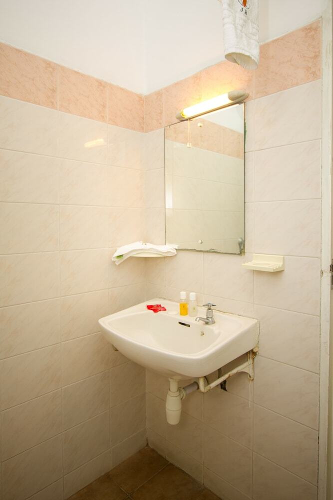 Hotel Jumuia Guest House Nakuru
