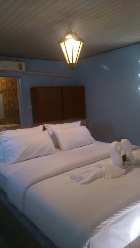 Hotel Phusambig Resort