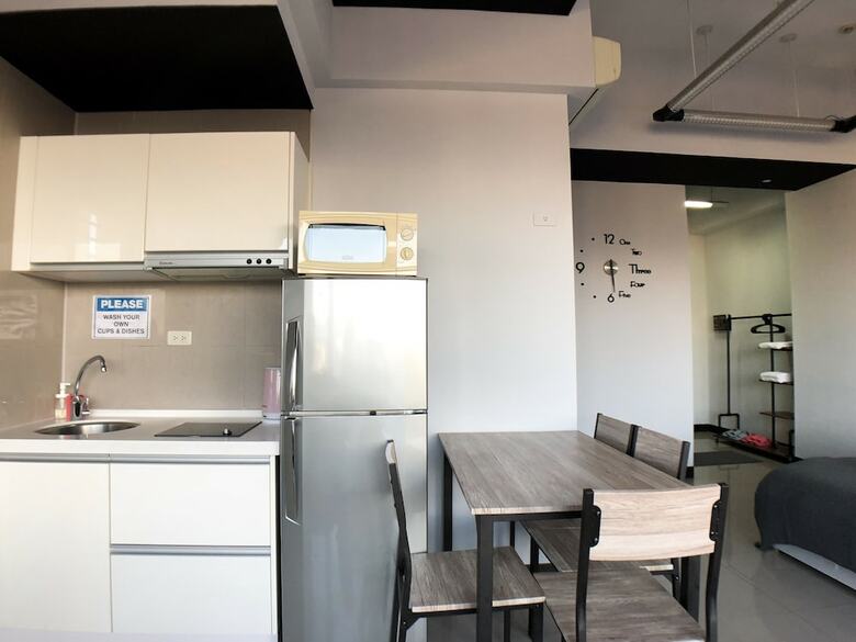 Q Square Apartment