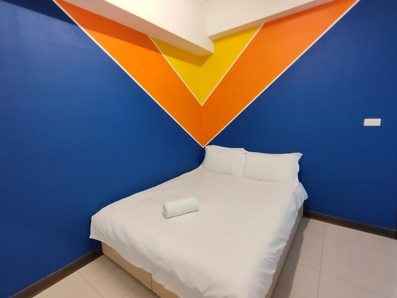 Q Square Apartment