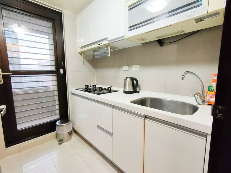 Q Square Apartment