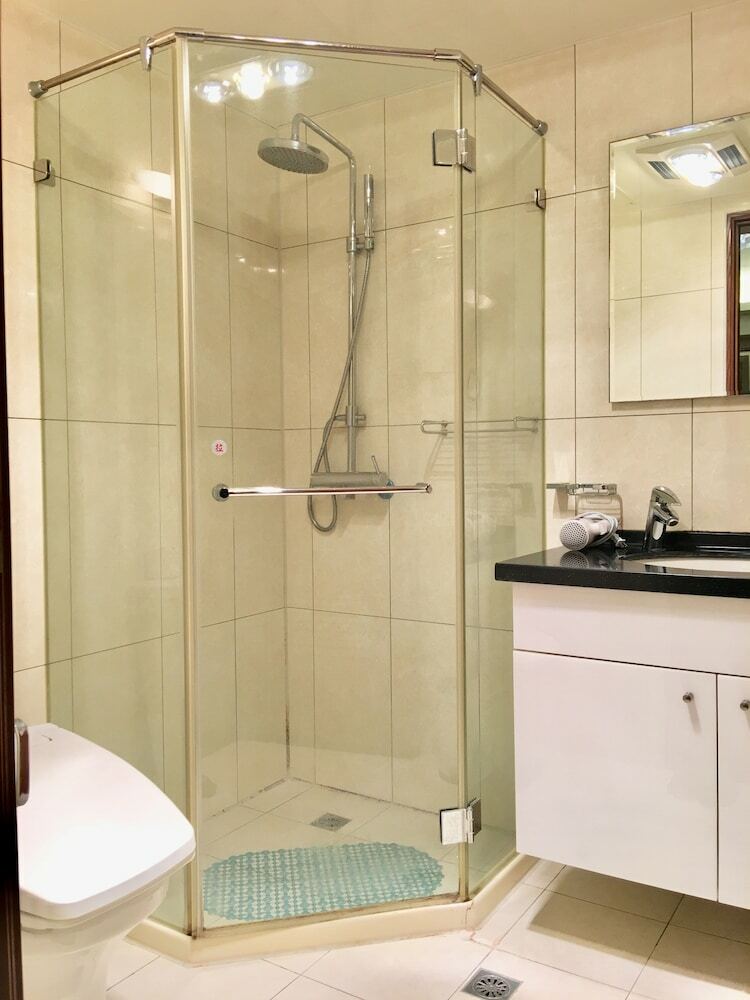 Q Square Apartment