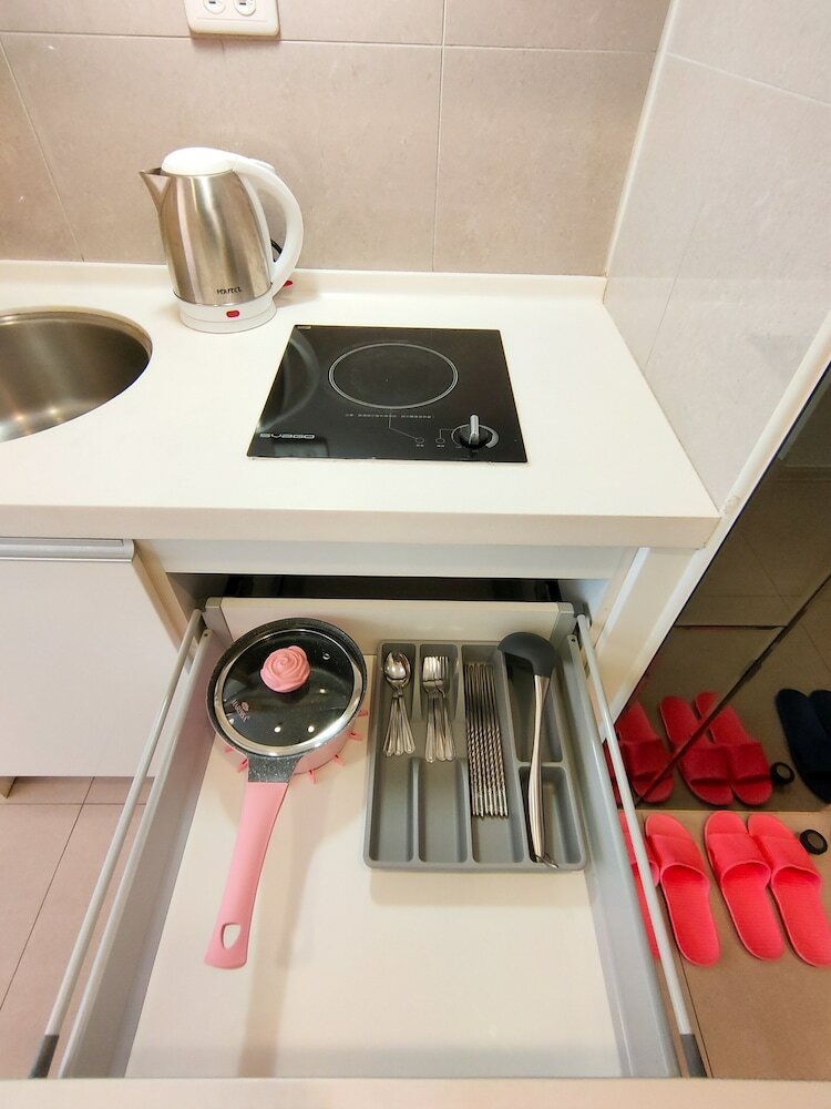 Q Square Apartment