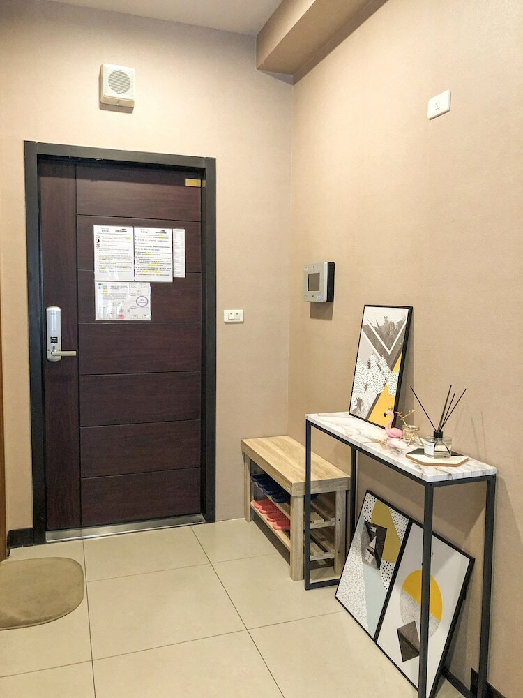 Q Square Apartment