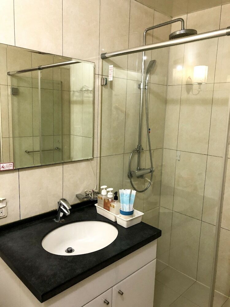 Q Square Apartment
