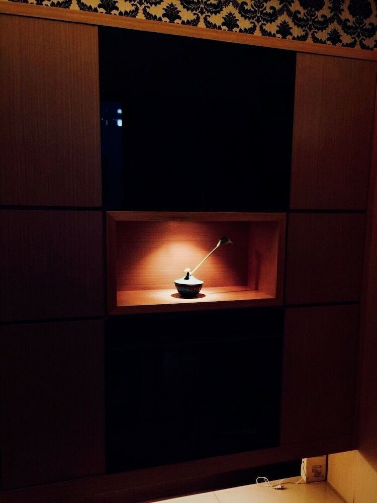 Q Square Apartment