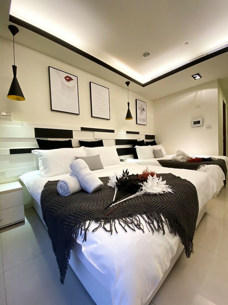 Q Square Apartment