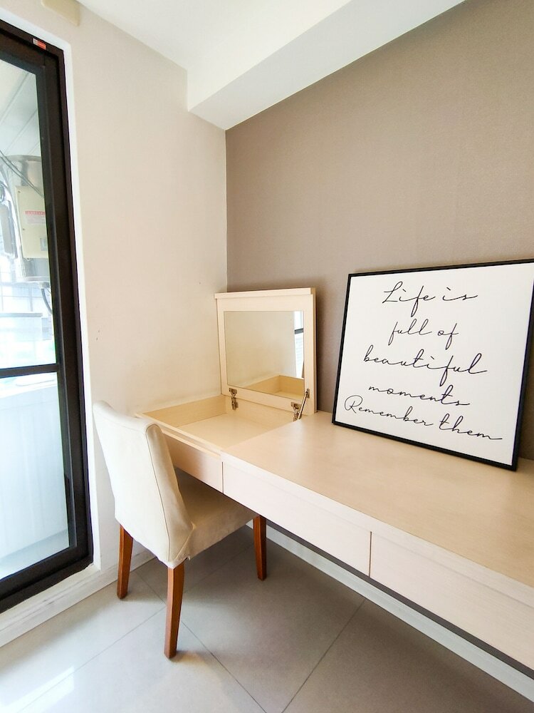 Q Square Apartment