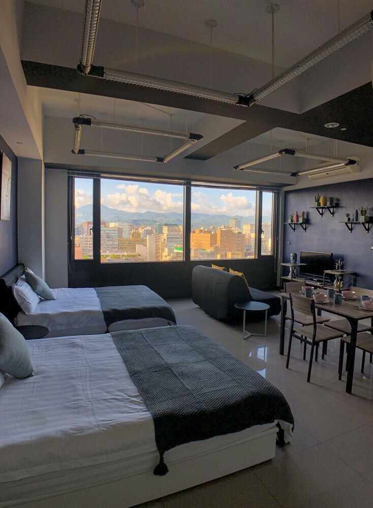 Q Square Apartment