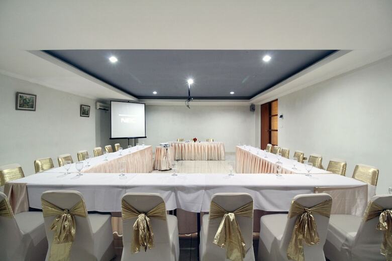 Hotel Airy Doktor Wahidin Sudirohusodo 2 Tegal