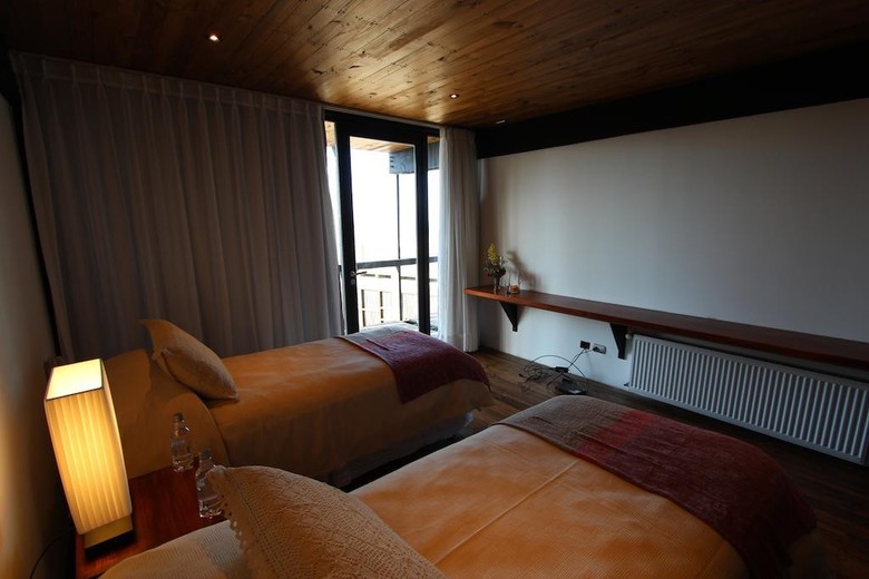 Hotel Punta Sirena