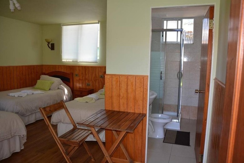 Inaki Uhi Hotel