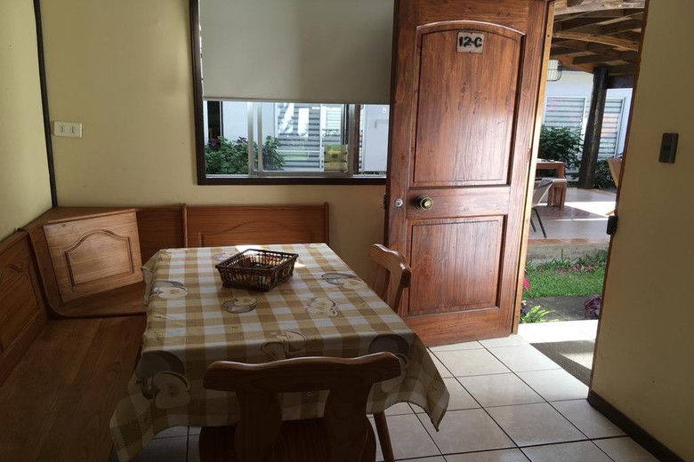 Inaki Uhi Hotel