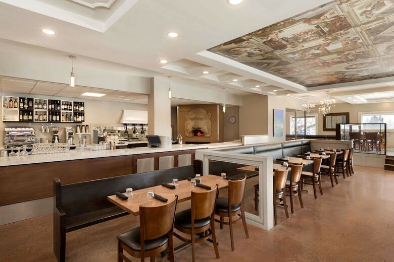 Hotel Travelodge By Wyndham Edmonton South