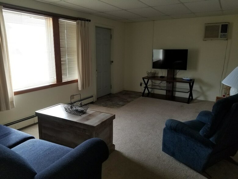 Lakeshor Motor Inn
