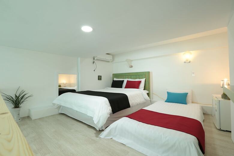 Seaview Pension