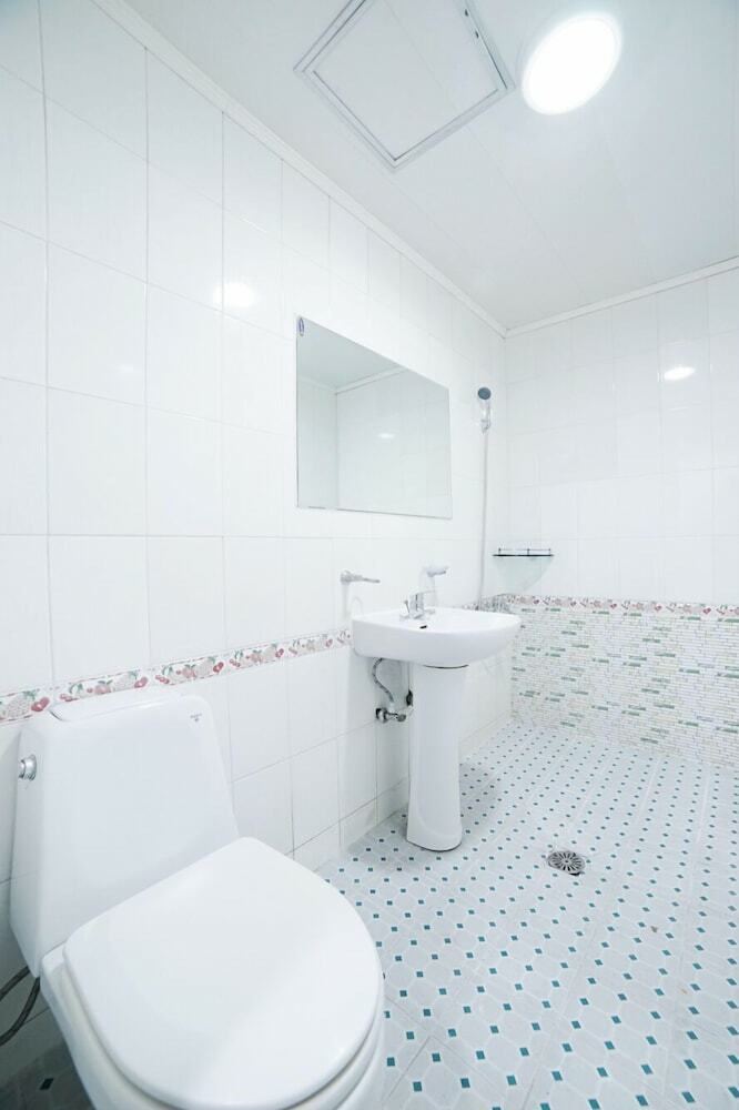 Hostal Gwang Seok Dong Guest House & Hostel