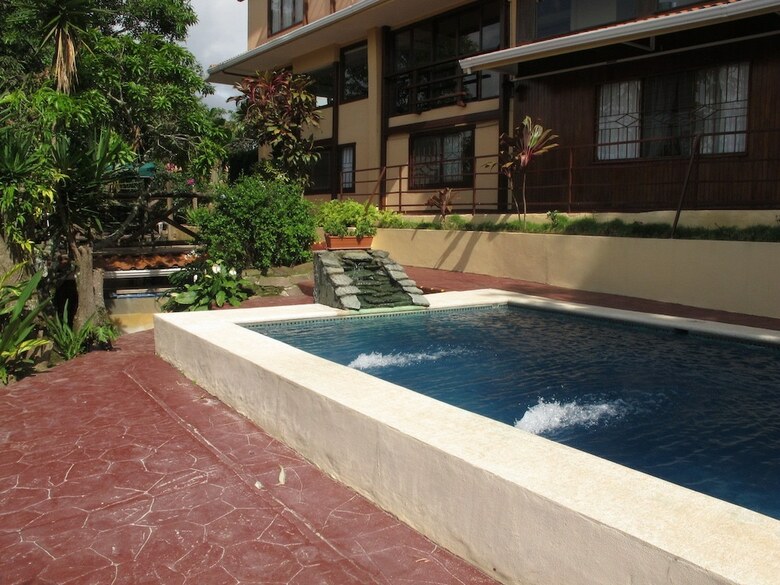 Bed & Breakfast Las Cumbres Inn