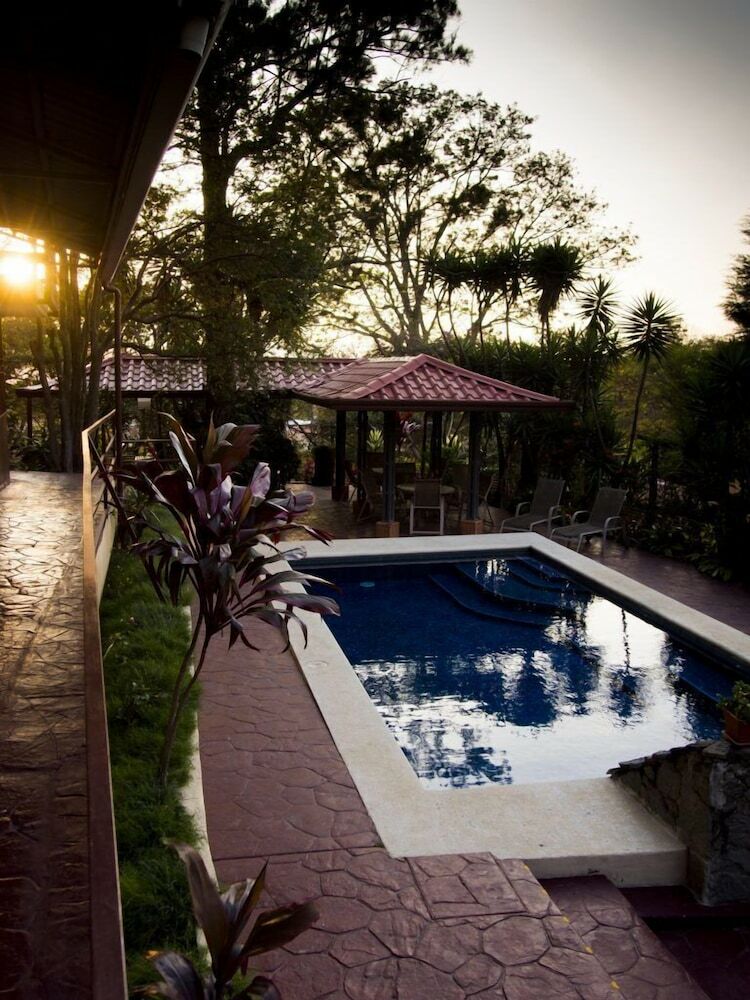 Bed & Breakfast Las Cumbres Inn
