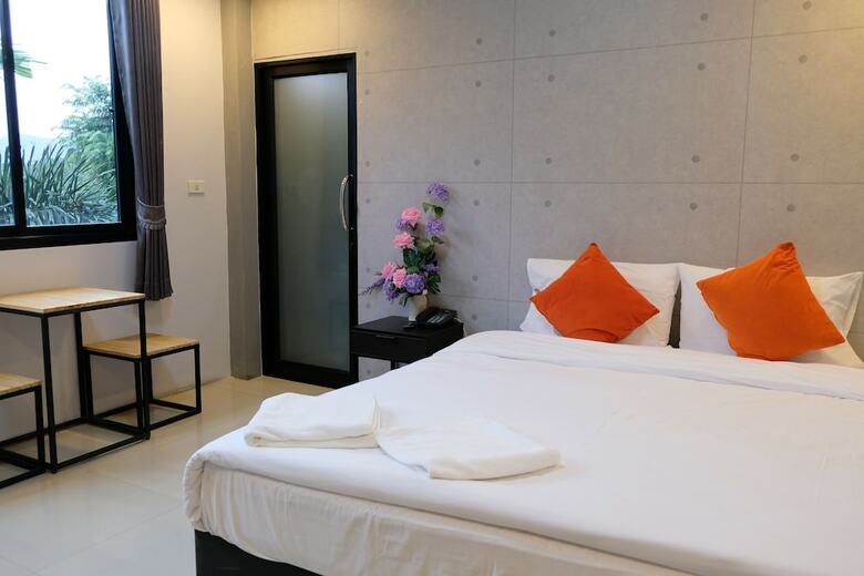 Hotel Royal Nine Resort Kanchanaburi