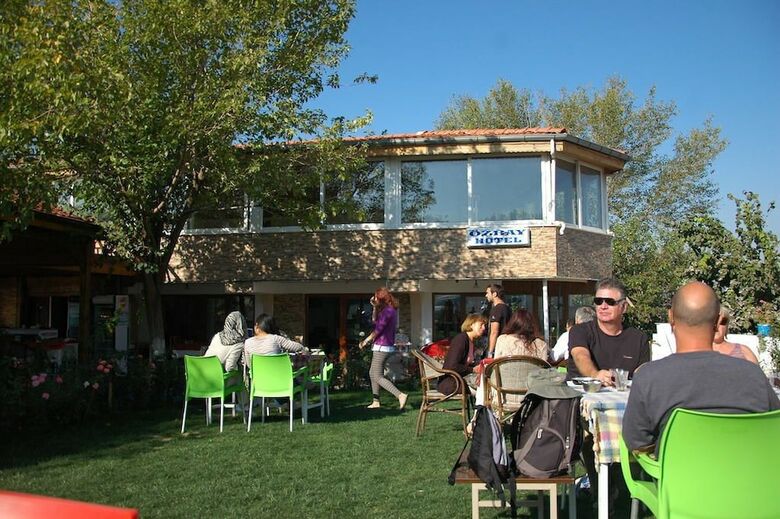 Ozbay Hotel