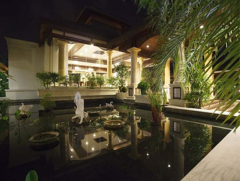 The Hotel Amara