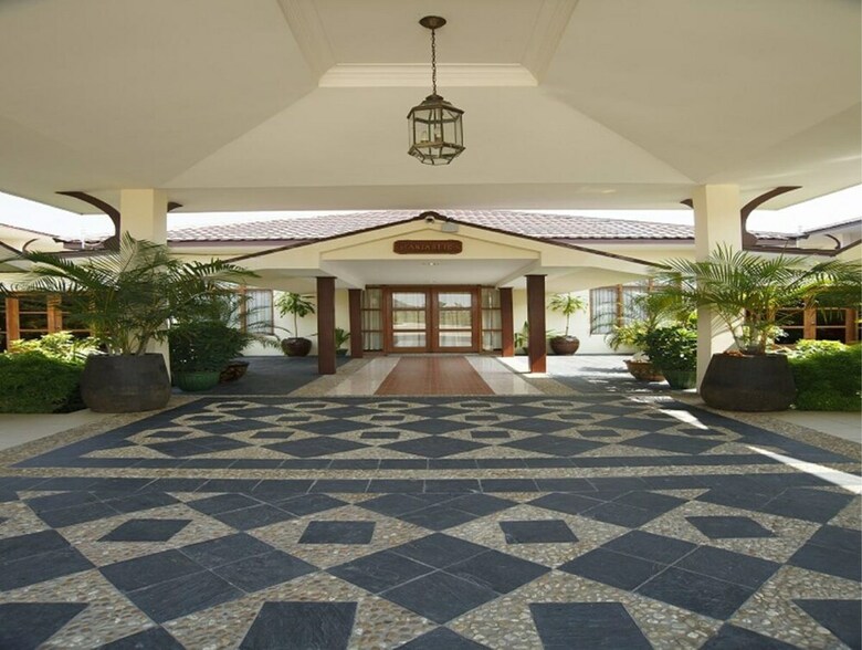 The Hotel Amara