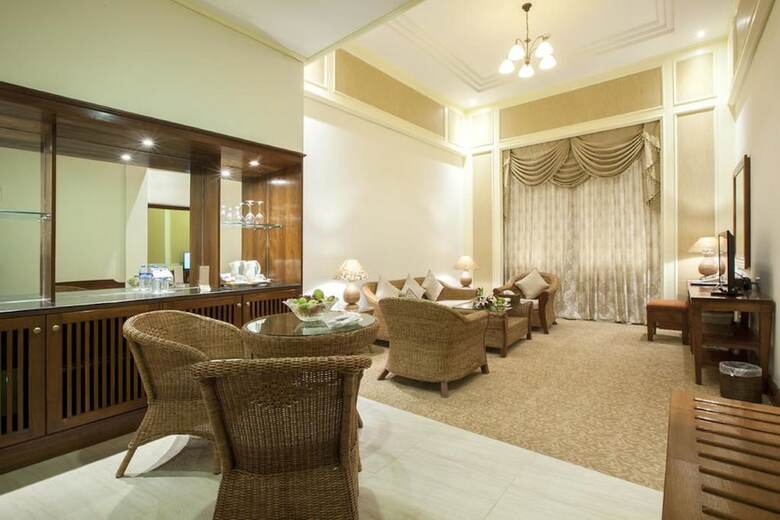 Grand Amara Hotel