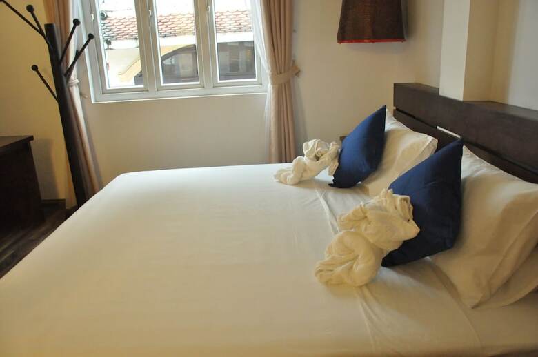 Cinnamon Cathedral Hotel