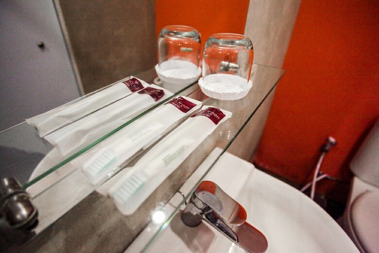 Hotel Legreen Suite Supomo
