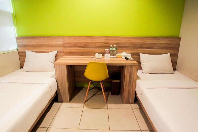 Hotel Legreen Suite Supomo