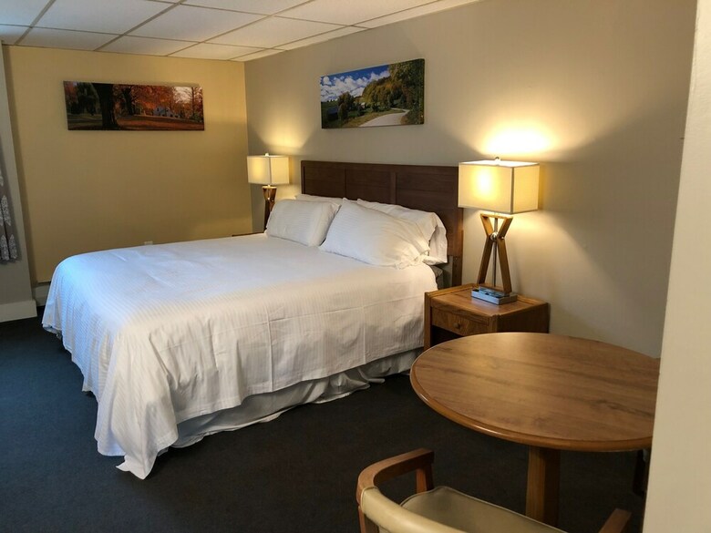 Posada Clear River Inn
