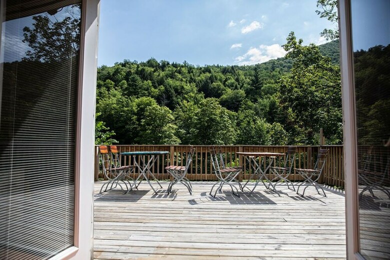 Posada Clear River Inn
