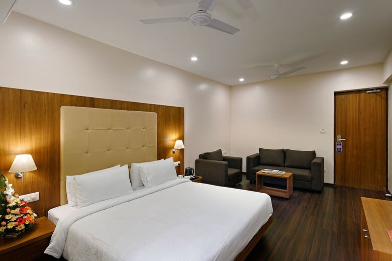 Hotel Deccan Pavilion Pune