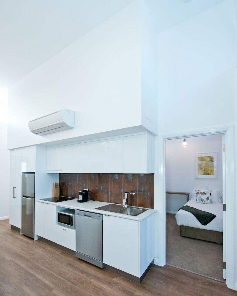 Loxton Courthouse Apartments