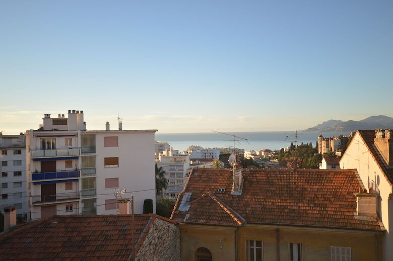 Good Value Three- Bedroom Apartment