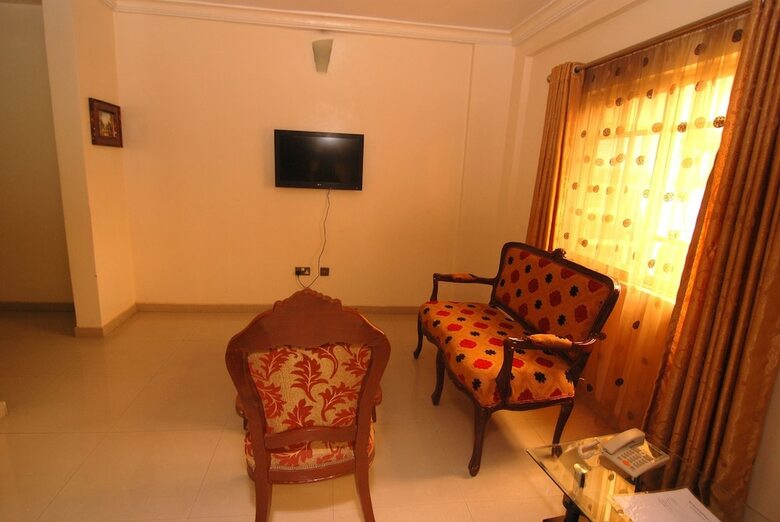 Ayalla Hotel