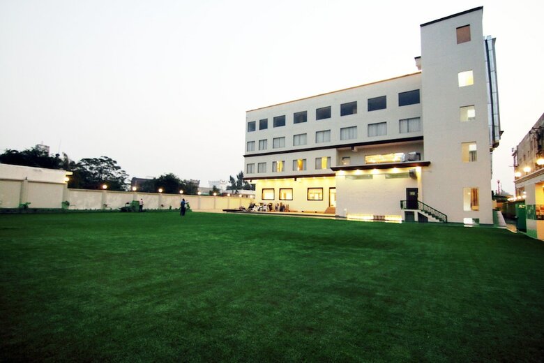 Mango Hotels Jammu