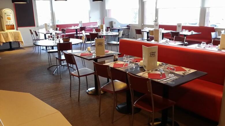 Comfort Hotel Lille - Mons En Baroeul