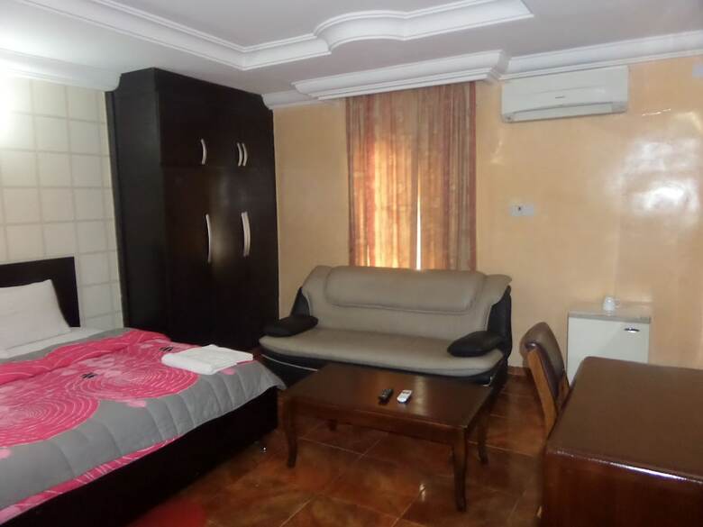 Orient Hotel & Plaza Ltd