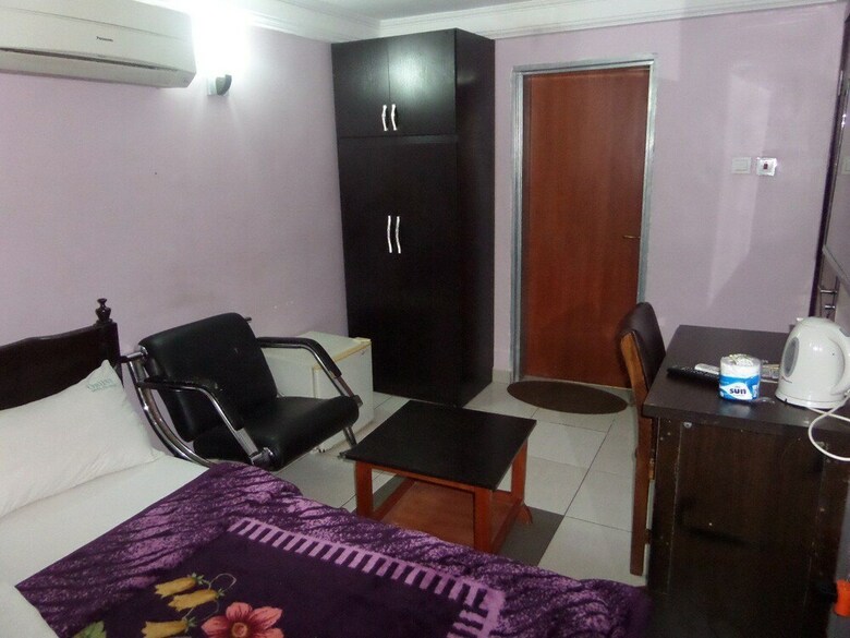Orient Hotel & Plaza Ltd