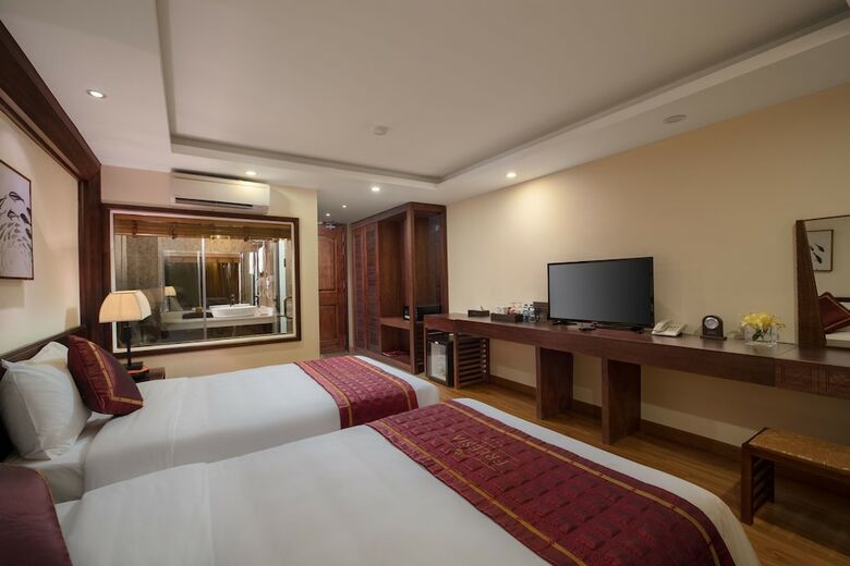 Freesia Hotel