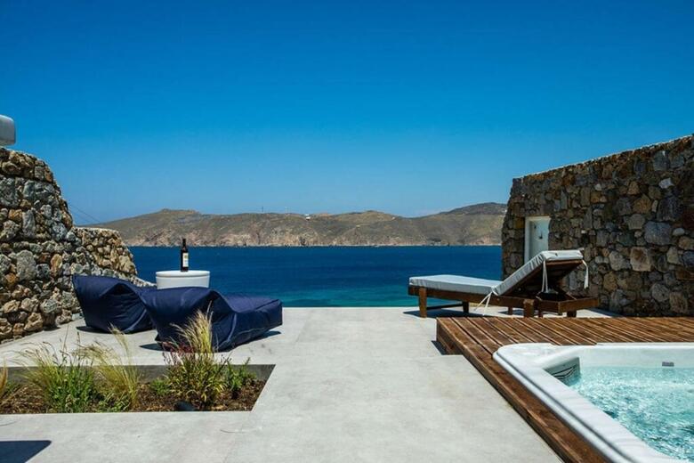 Aiolos Villas
