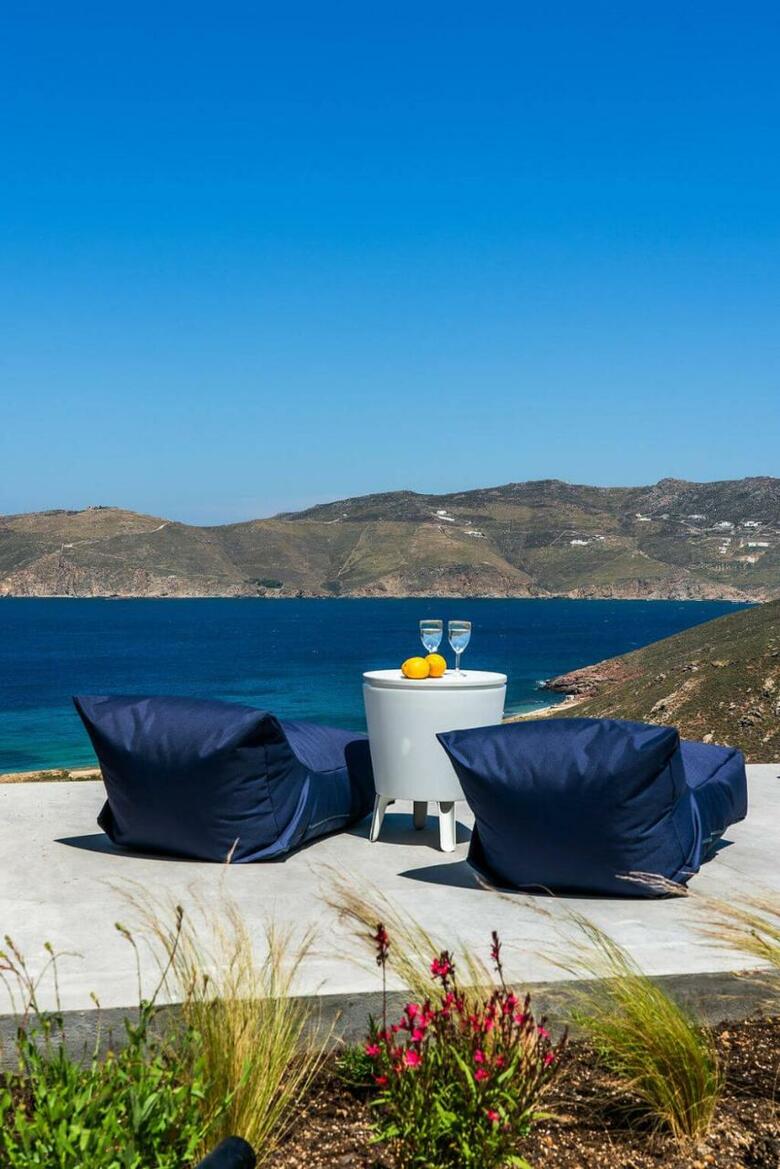 Aiolos Villas