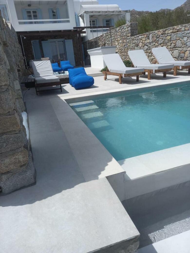 Aiolos Villas