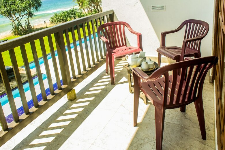 Serendib Beach Hotel