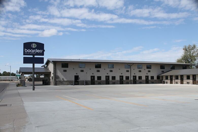 Boarders Inn & Suites By Cobblestone Hotels - Syracuse